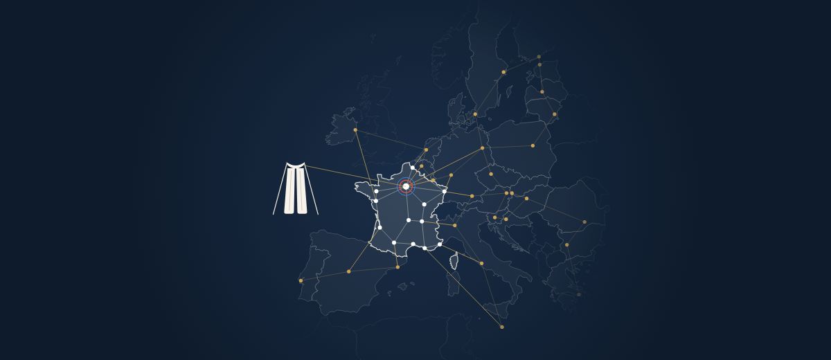 Carte de la France reliée aux pays d’Europe, avec un rabat d’avocat